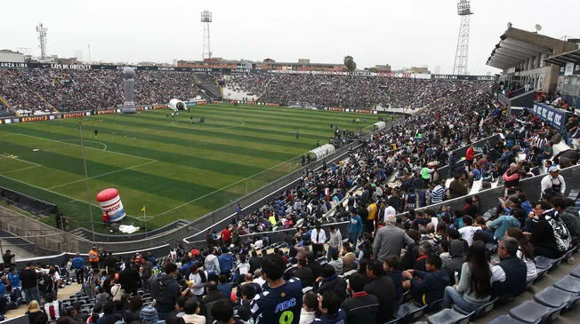 Alianza Lima vs. Universitario: mil policías velarán por la seguridad de los hinchas en Matute. Alianza Lima vs. Universitario: mil policías velarán por la seguridad de los hinchas en Matute.