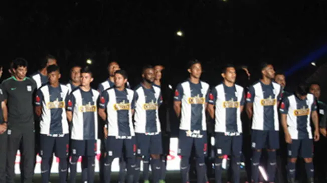 Hasta ocho jugadores dejarán Alianza Lima por bajo rendimiento.