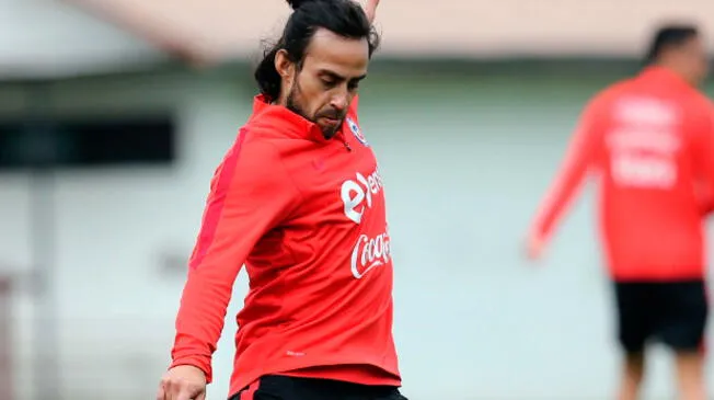 Perú vs. Chile no contará con el juego del volante Jorge Valdivia, quien regresó a la ‘Roja’ por las Eliminatorias Rusia 2018.