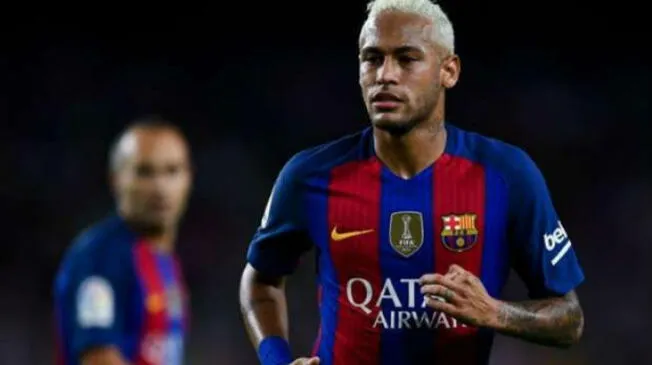 Neymar respondió sus críticos y defendió a muerte a Lionel Messi.
