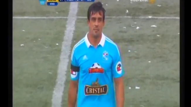 En el Municipal vs. Sporting Cristal, Diego Ifrán se mandó con unas terribles frases al ser cambiado.