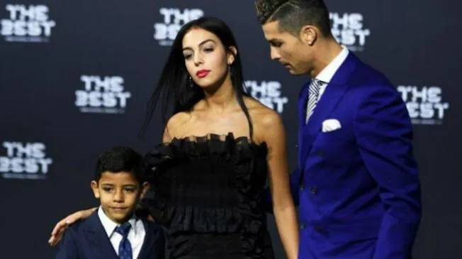 Cristiano Ronaldo presentó al mundo a su nueva novia Georgina Rodríguez.