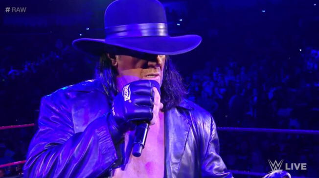 The Undertaker regresó al Monday Night Raw.