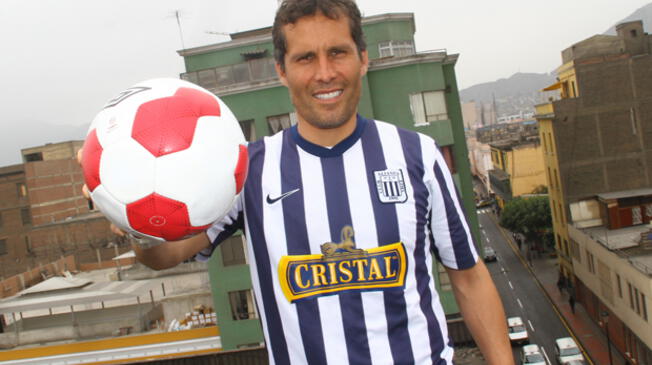 Leao Butrón dio a conocer como se volvió hincha de Alianza Lima.