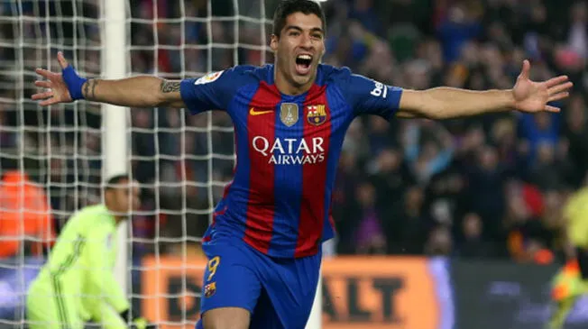 Luis Suárez marcó su gol número 100 con la camiseta del Barcelona.