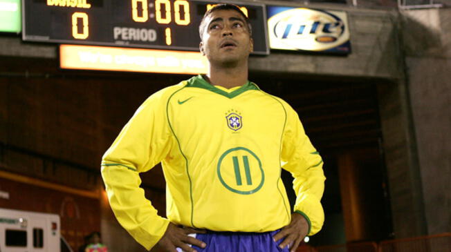 El mítico delantero de la selección brasileña, Romario luce una terrible figura.