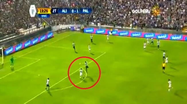 Alianza Lima: el grosero error de Araujo para el segundo gol de Palestino | VIDEO