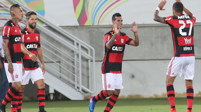 BRASIL se rinde ante Guerrero y Trauco tras estrenarse de forma brillante en el Carioca. “Estuvieron inspirados”, afirmó la prensa garota.