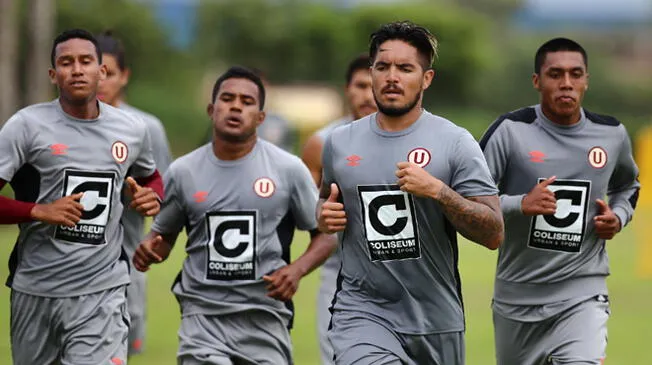 Cremas viajarán el miércoles a Paraguay donde debutarán en la Libertadores ante Capiatá bajo sofocante calor de 35° C..