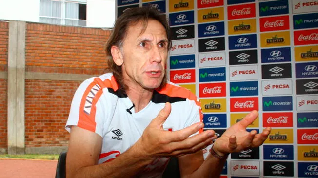 El técnico nacional aplaudió regreso al fútbol de Farfán y Vargas