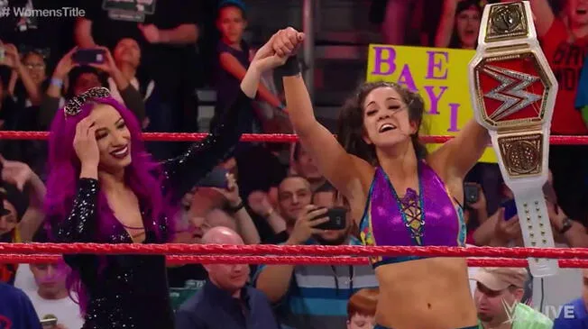 En el WWE Monday Night Raw, Bayley se coronó como la nueva dueña del título femenino.