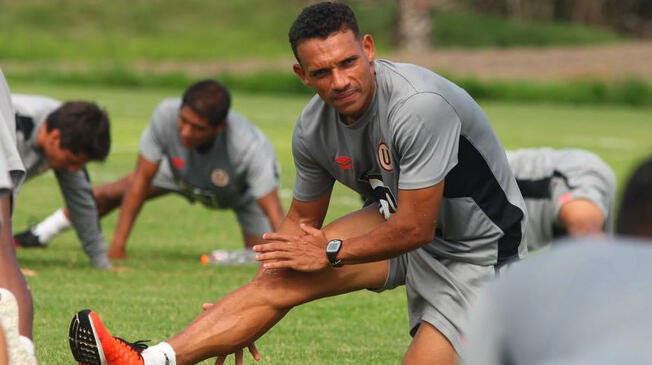 Universitario: Alberto Quintero será titular ante Deportivo Municipal