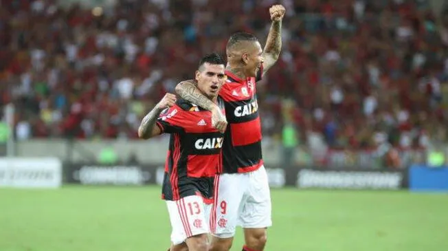 Flamengo: Miguel Trauco estrenó nueva chapa tras su golazo a San Lorenzo