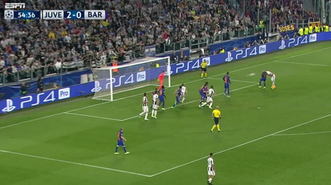 En el Barcelona vs. Juventus, Giorgio Chiellini puso el 3-0 final en la Champions League.