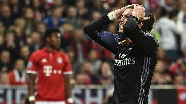 Gareth Bale se lamenta de una ocasión fallada ante el Bayern Múnich.