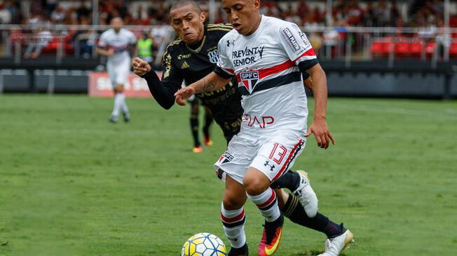 El peruano se lesionó el pasado 28 de marzo, mientras jugaba ante uruguay por las eliminatorias. 