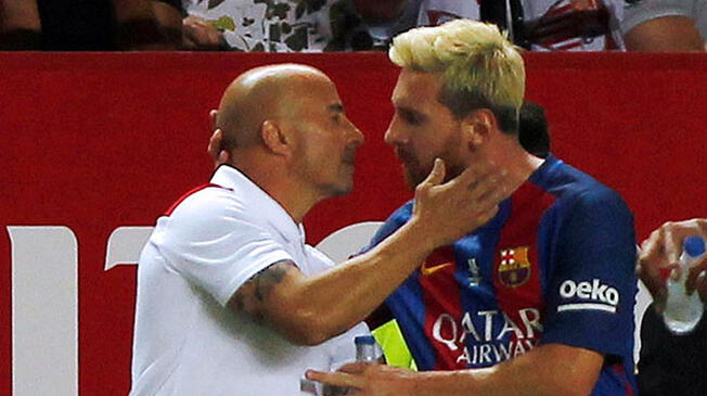 Jorge Sampaoli podría dirigir a Lionel Messi en el Barcelona.