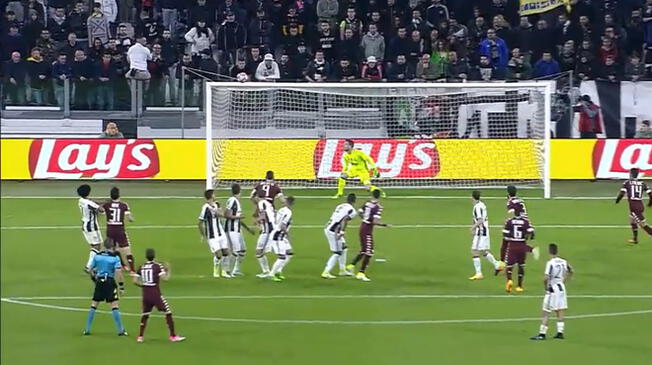 En el Juventus vs. Torino, Adem Ljajic se metió un golazo de tiro libre.