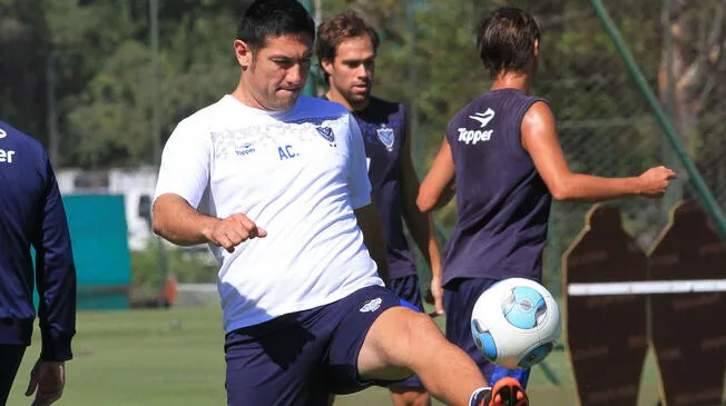 José “Turu” Flores cerca de convertirse en nuevo técnico de Sport Rosario