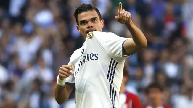 Pepe criticó a la directiva del Real Madrid y atacó verbalmente a Zinedine Zidane.
