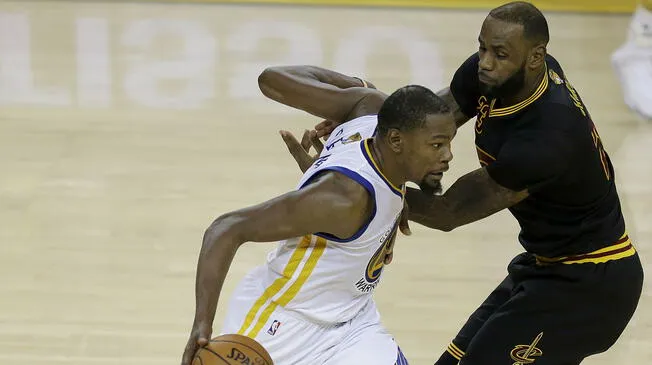 NBA: Cavaliers se enfrentan a los Warriors en un partido de infarto por los playoffs