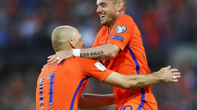 los veteranos Sneijder y Robben quieren jugar otro mundial con el elenco “tulipán”. 
