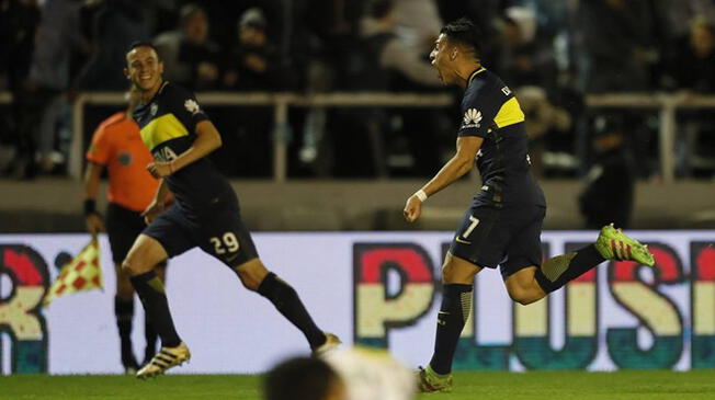 Cristian Pavón celebra el 1-0 de Boca a Aldosivi.
