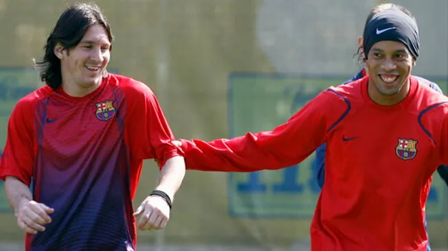 Ronaldinho envía mensajes a Lionel Messi por su cumpleaños.