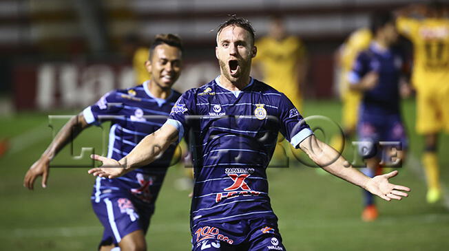 Danilo Carando celebra el gol triunfal de Real Garcilaso.