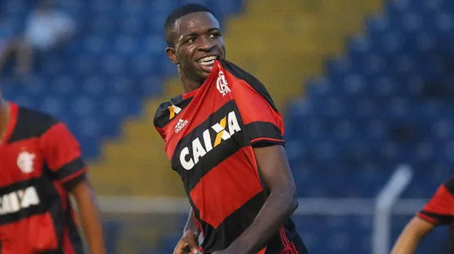 Vinícius Júnior todavía no muestra su nivel con el primer equipo del Flamengo. 