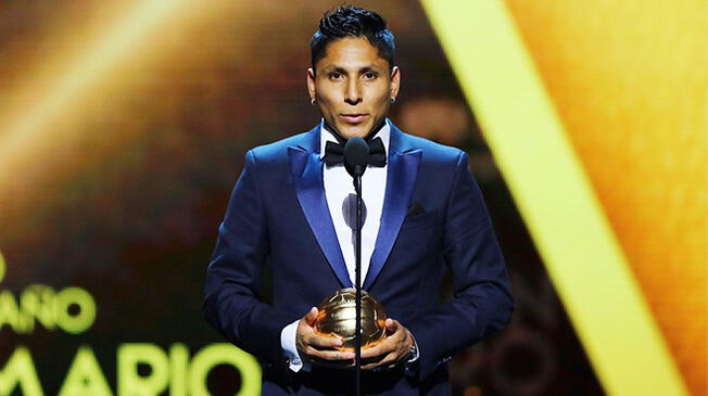 Raúl Ruidíaz elegido el mejor futbolista del 2017 de la Liga MX.