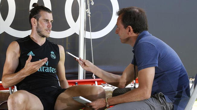 Pablo Polo, redactor de Marca, entrevistando a Bale
