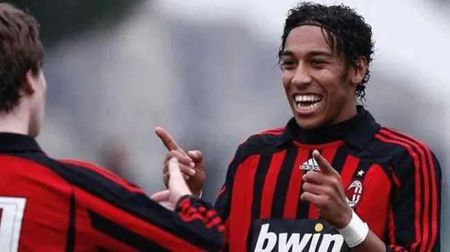 Pierre Emerick Aubameyang revela que desea volver al AC Milan.