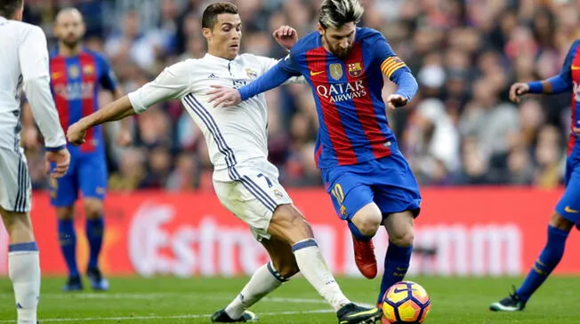 Lionel Messi y Cristiano Ronaldo en acción. Ambos podrían trasladar su rivalidad a los Estados Unidos.