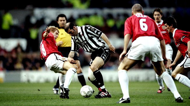 Zinedine Zidane enfrenta al Manchester United con la Juventus.