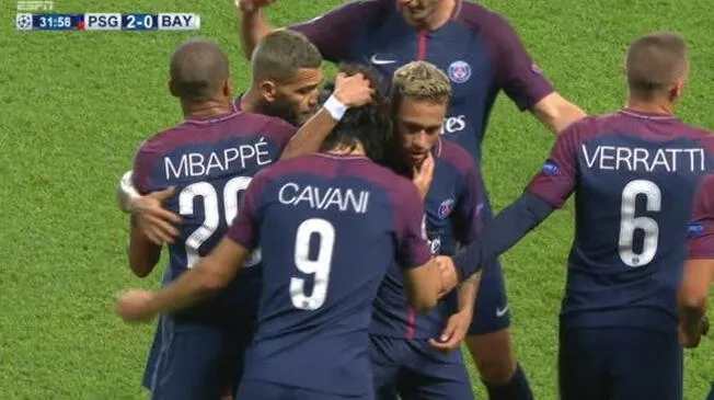 En el PSG vs. Bayern Munich,  Neymar y Cavani se dieron un tierno abrazo abrazo en la Champions League.