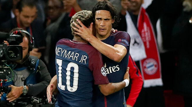 Así fue el abrazo entre Neymar y Edinson Cavani. Foto: EFE