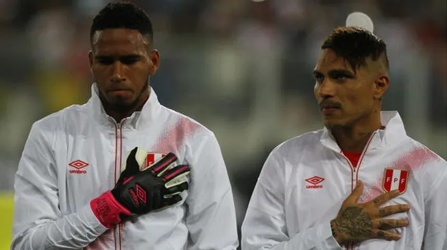 Selección Peruana: Paolo guerrero donó su camiseta a la Teletón y Pedro Gallese sus guantes