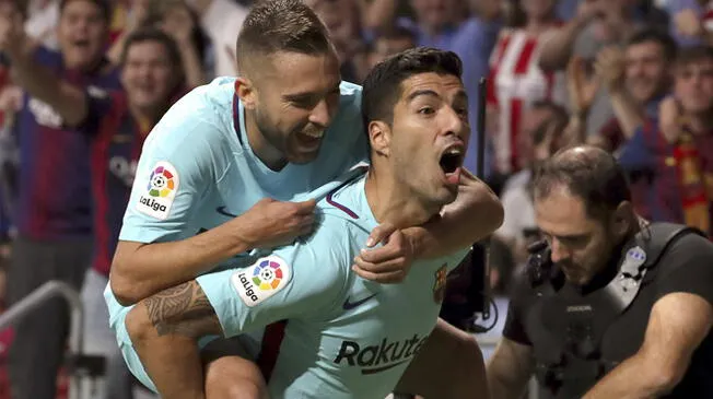 Luis Suárez salvó de una derrota al Barcelona que sigue en lo más alto de la Liga Santander