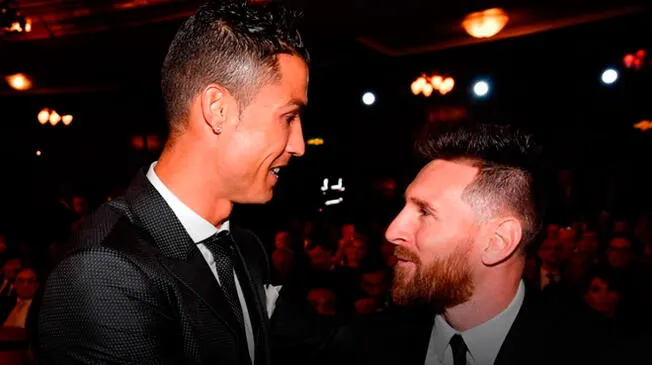 Messi y Cristiano se saludan en la gala del premio The Best de la FIFA.