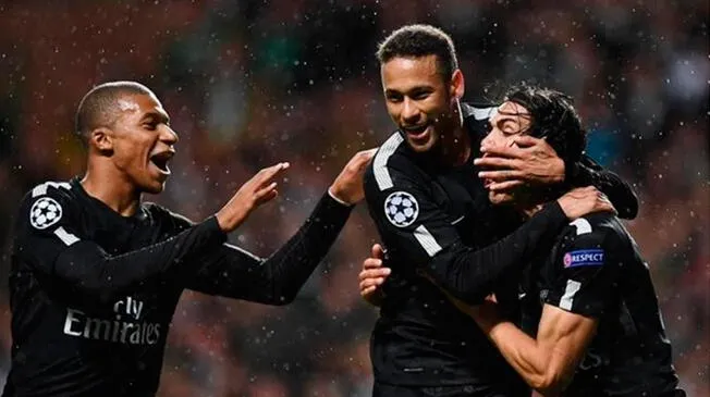 Mbappé, Neymar y Cavani celebran una de las tantas victorias con el PSG.