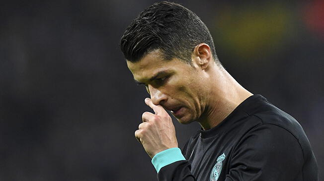 Cristiano Ronaldo se lamenta la derrota del Real Madrid ante el Tottenham.