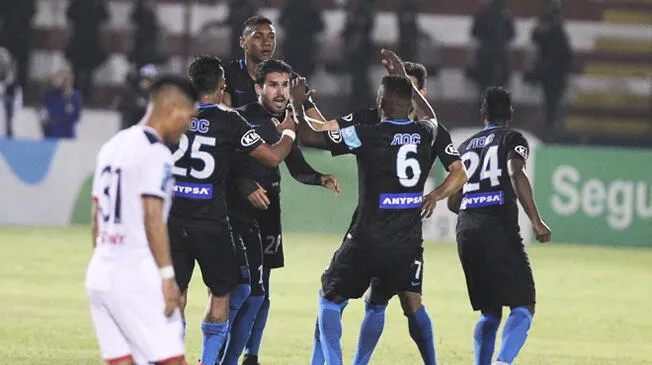 Alianza Lima ganó 2-1 a San Martín y está a solo un paso de ganar el título nacional