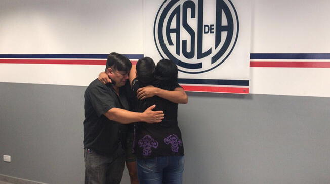 Elías Pereyra, el futbolista que le ganó a la leucemia, firmó su primer contrato con San Lorenzo
