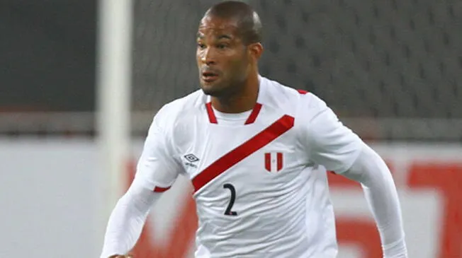 Alberto Rodríguez, durante un partido de la Selección Peruana.