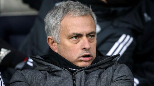 José Mourinho podría abandonar el Manchester United en el próximo mercado de verano. Foto: AP