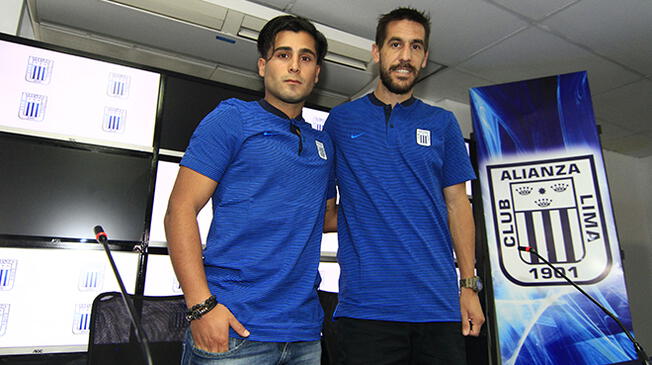 Maximiliano Meza y Tomás Costa, durante su presentación como jugadores de Alianza Lima.