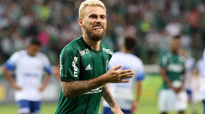 Lucas Lima celebra su primer gol con la camiseta del Palmeiras.