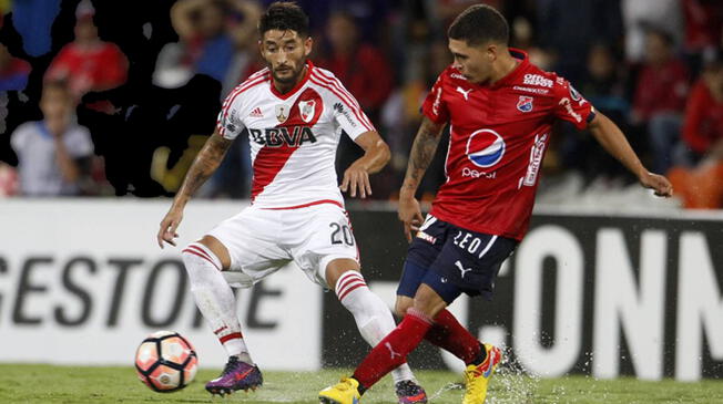 Juan Fernando Quintero enfrenta a River Plate con camiseta del DIM.