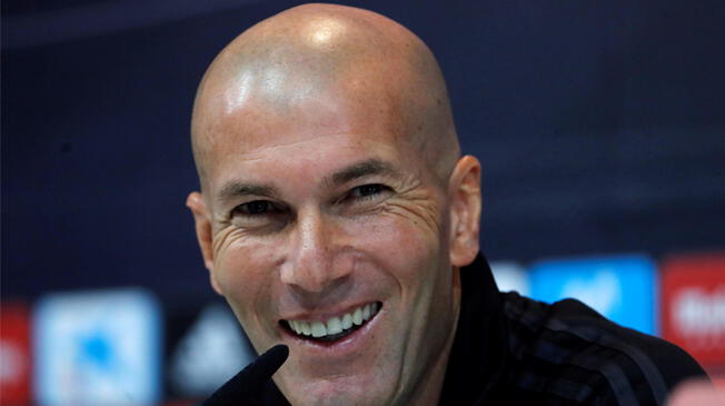 El técnico del Real Madrid llenó de elogios al astro brasileña. 